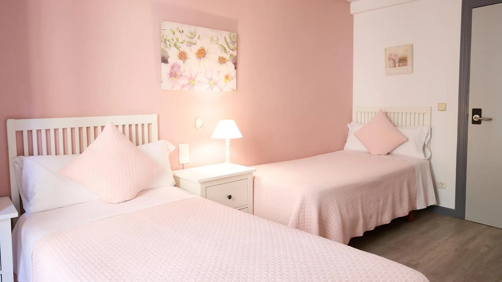Pension Kaia San Sebastian Spain