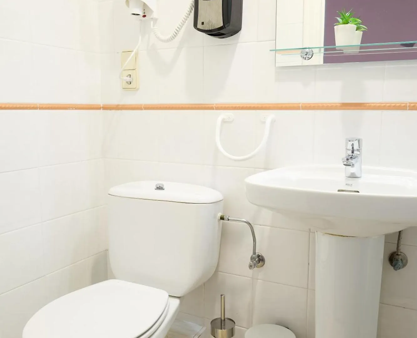 Guest house Pension Kaia San Sebastian